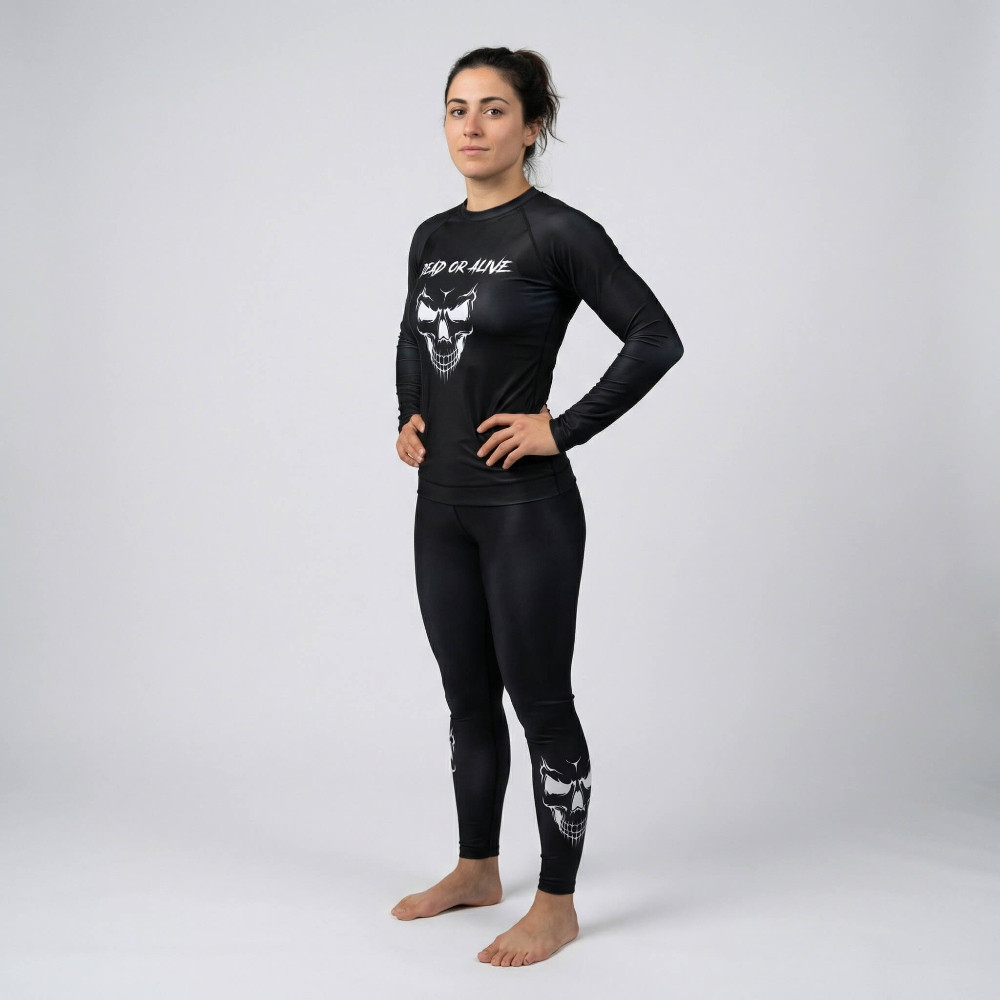 Performance women's long-sleeve rash guard for training and competition