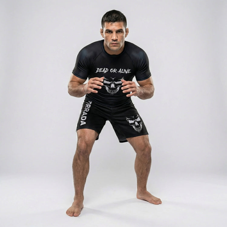 Men’s grappling rash guard with short sleeves and Skull graphic design for BJJ and MMA